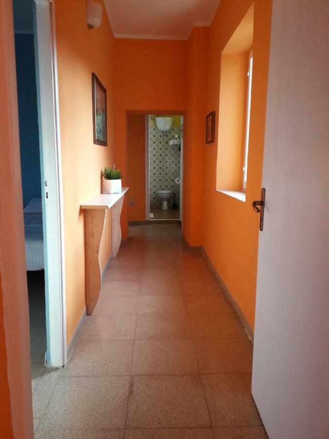Alle Preci Country House Santa Restituta Exterior foto